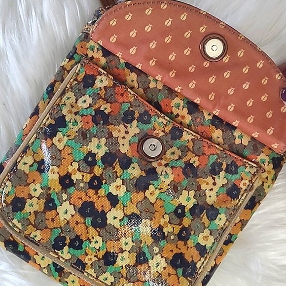 Fossil Key Per Crossbody Bag Purse Coated Canvas Floral Flower Adjustable Strap - Picture 8 of 17